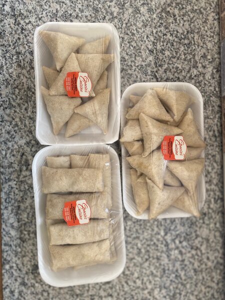 Springroll and samosa