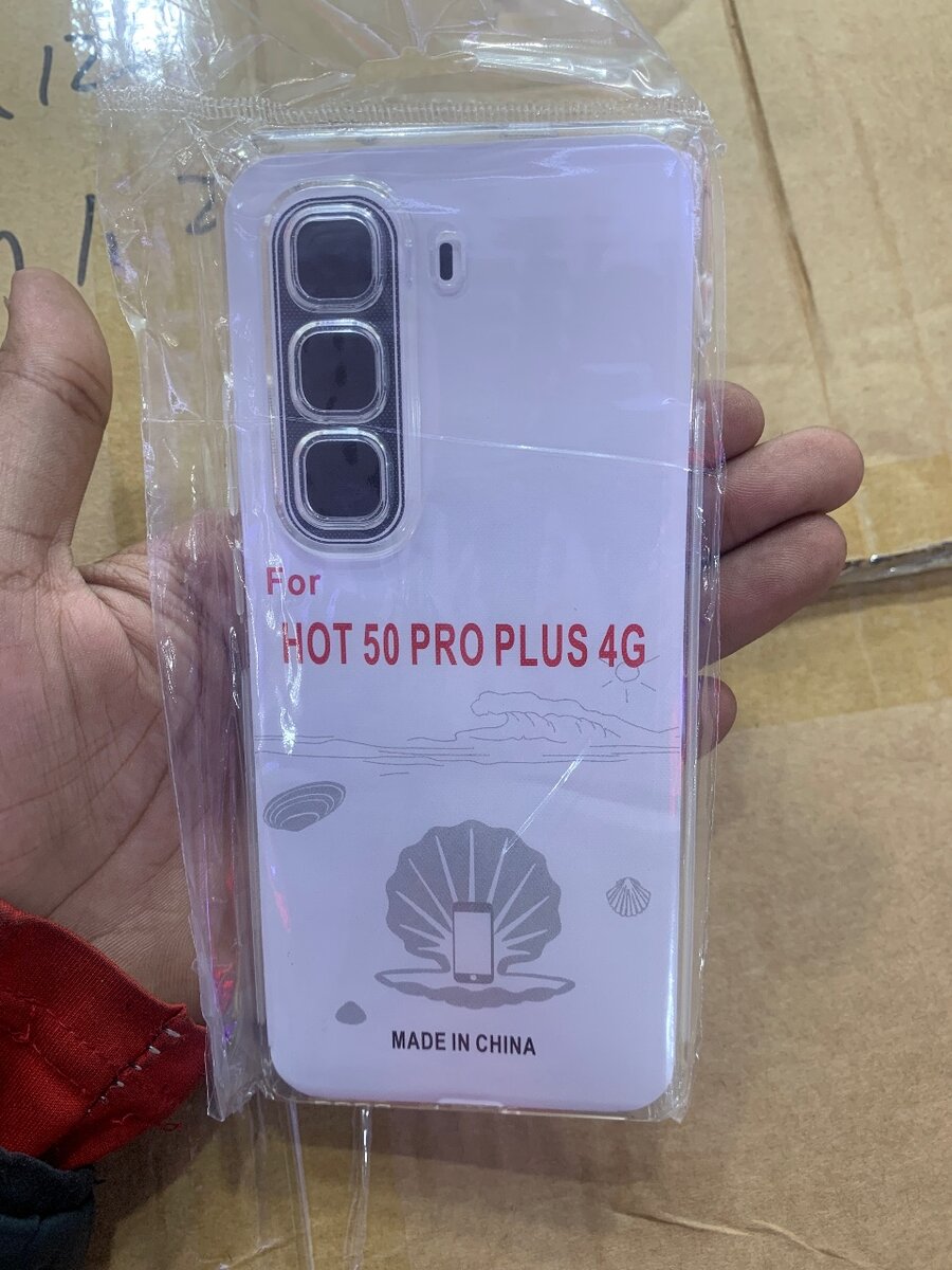 Transparent dust plug