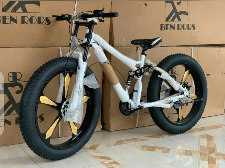 Ben Rors Mountain Bike.