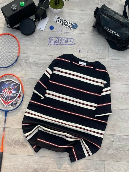 T-shirt rayé décontractée