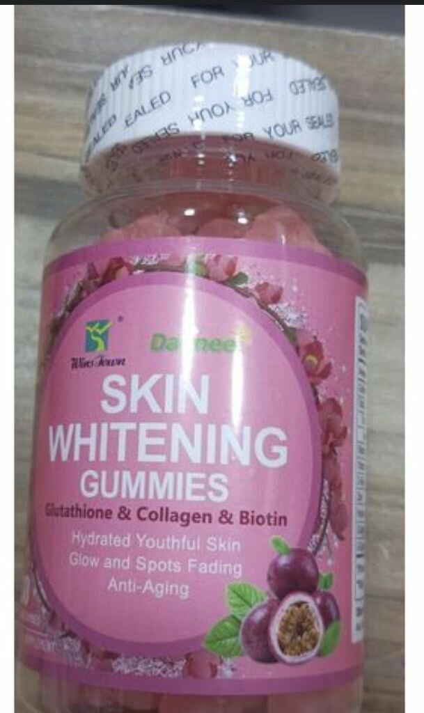 Skin whitening gummies