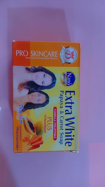 Savon NANO EXTRA WHITE