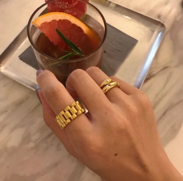 Anneau en or style montre