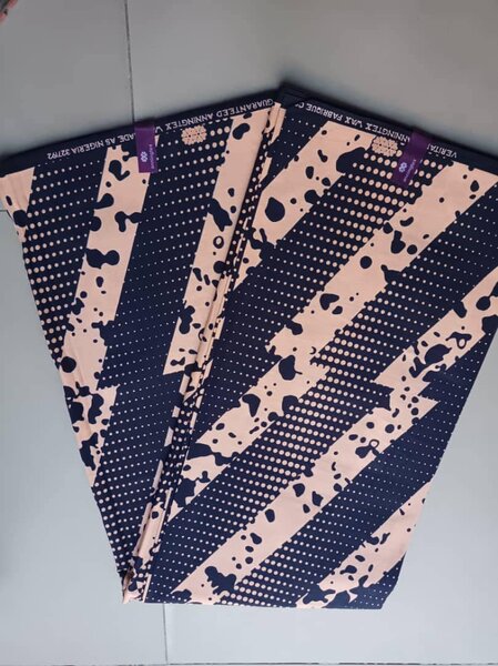 Fabric with a  print of 6 meters 