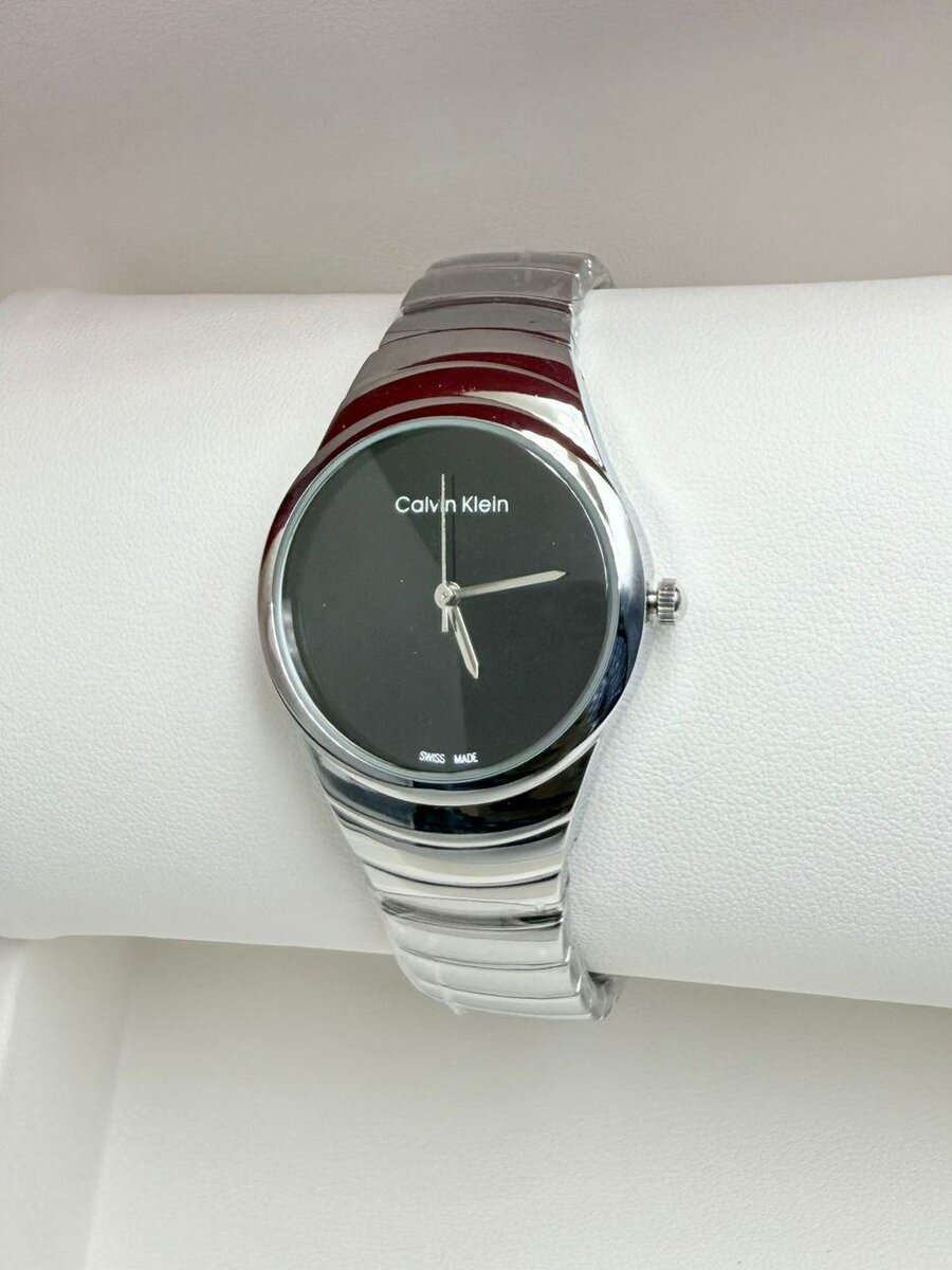Montre élégante Calvin Klein