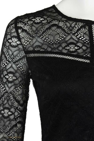 Маленькое черное платье