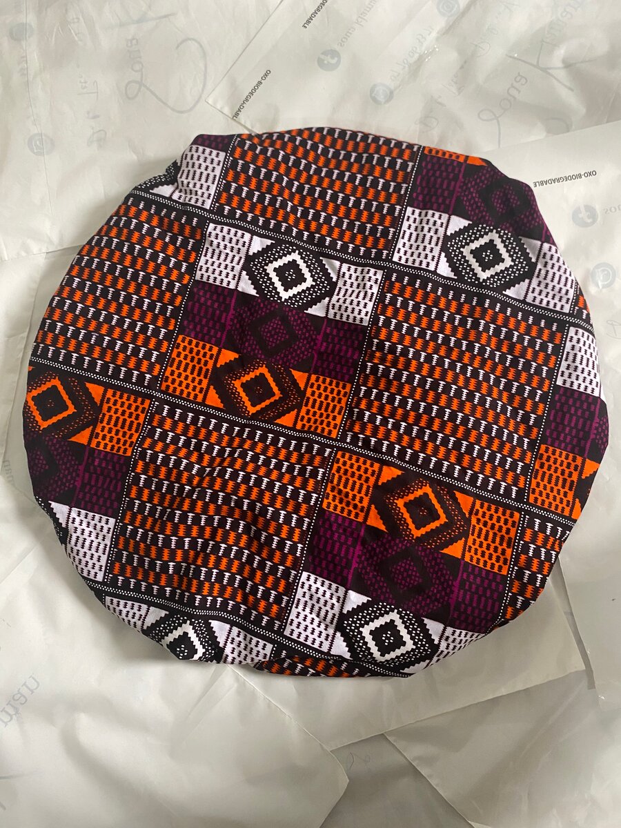 Bonnet mi-PAGNE-mi-SATIN (XL)