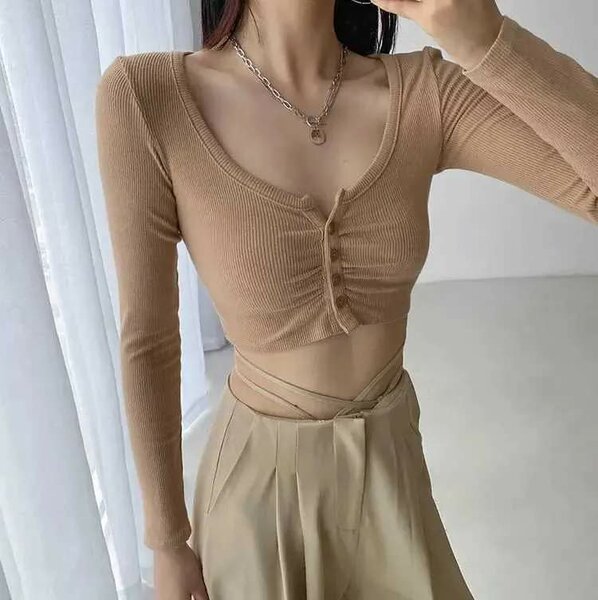 Haut court côtelé féminin