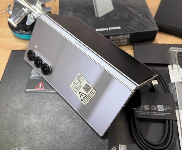 SAMSUNG GALAXY Z FOLD 6 256GO