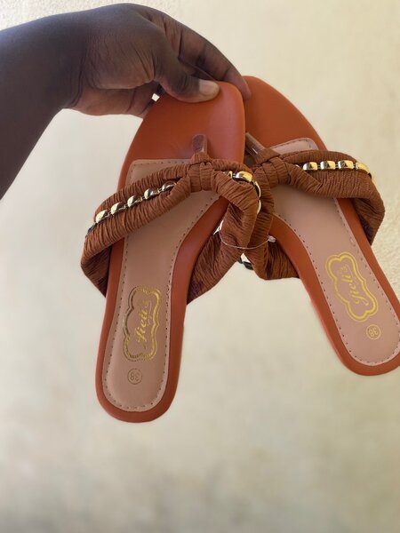 Chaussons élégants pour femmes