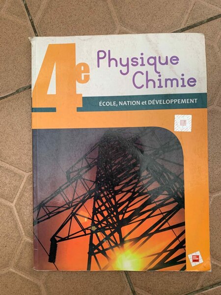 Livre Physique-Chimie 4e