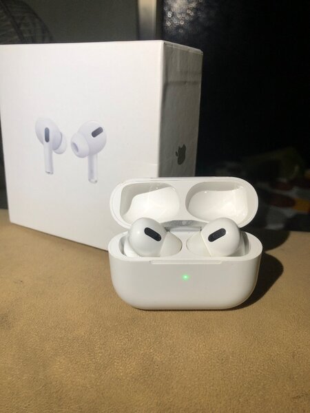Apple AirPods Pro4