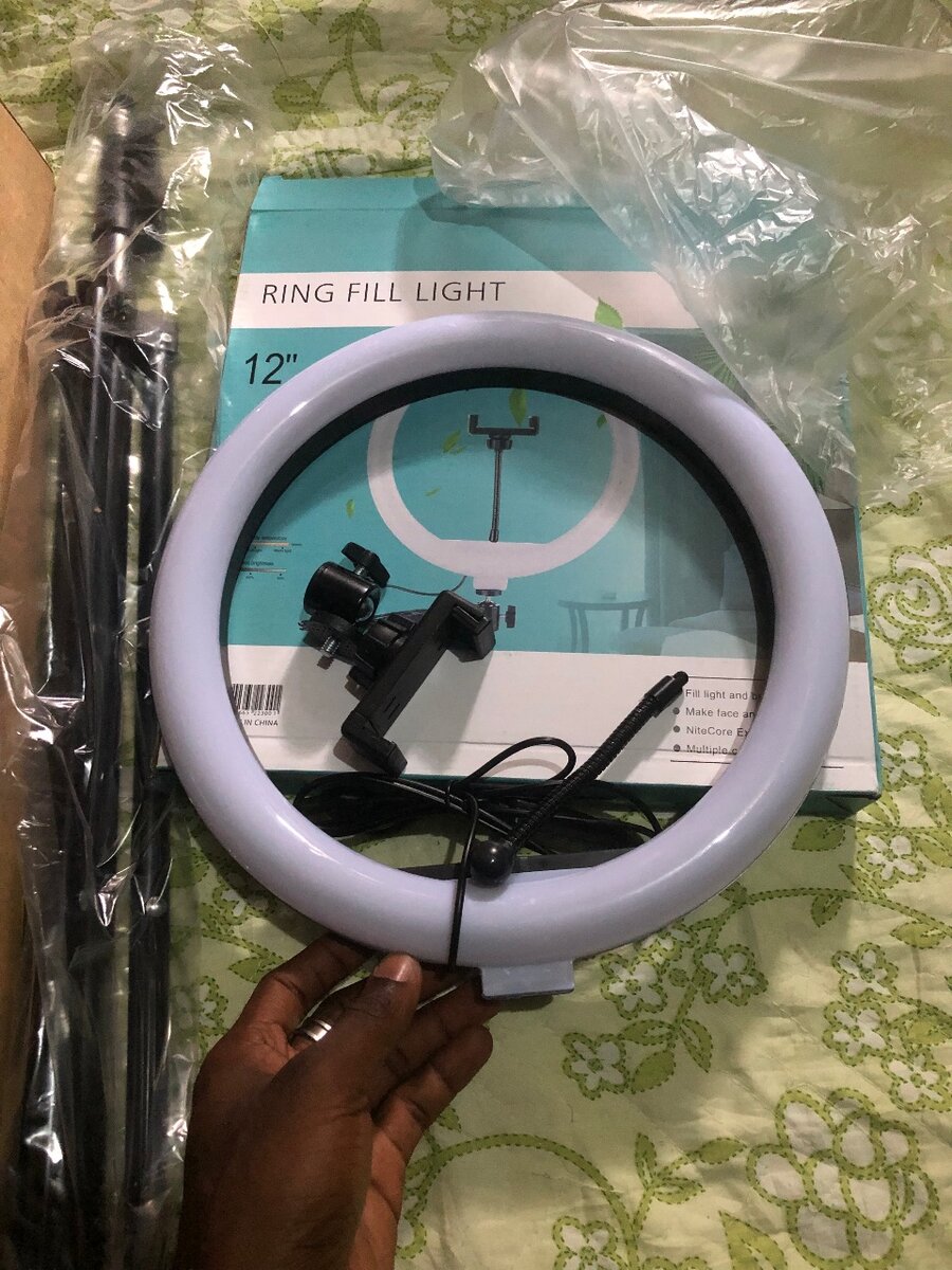 12 inches ringlight with tripod