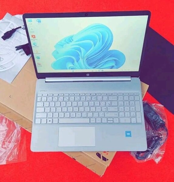 Ordinateur portable HP moderne