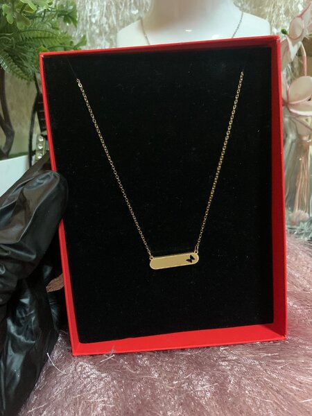 Pendant necklace