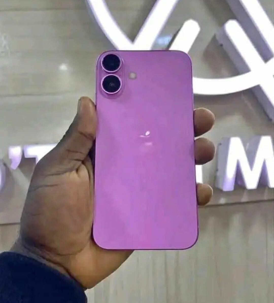 Iphone 16 simple
