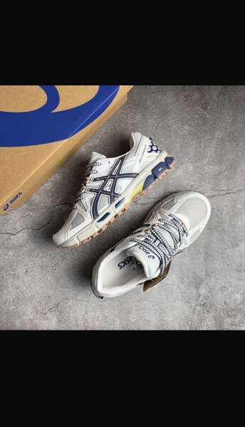 Baskets de sport Asics unisexes