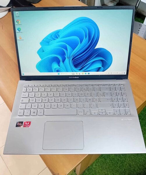 Ordinateur portable ASUS VivoBook