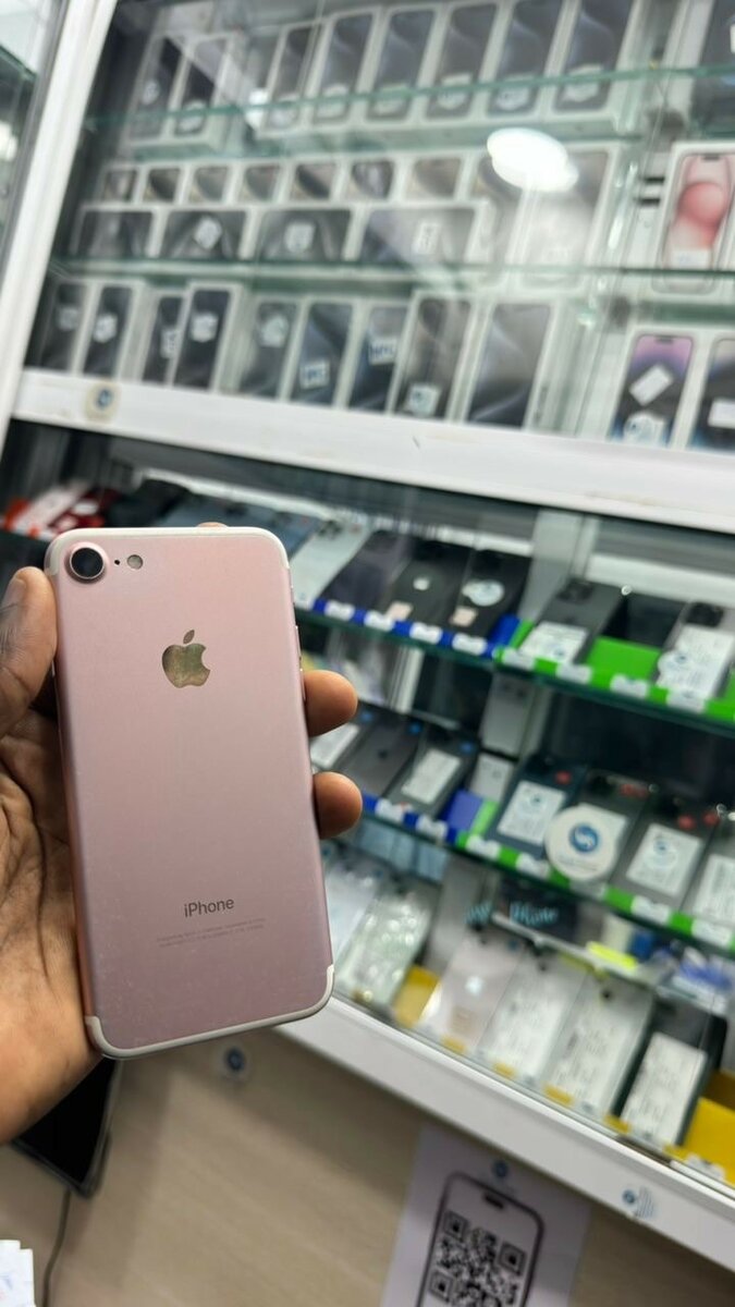 iPhone 7 Simple 32G Quasi Neuf