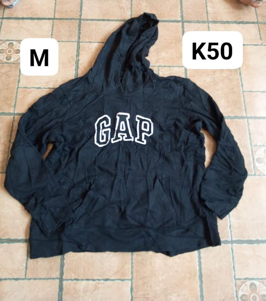 sweatshirt black gap M