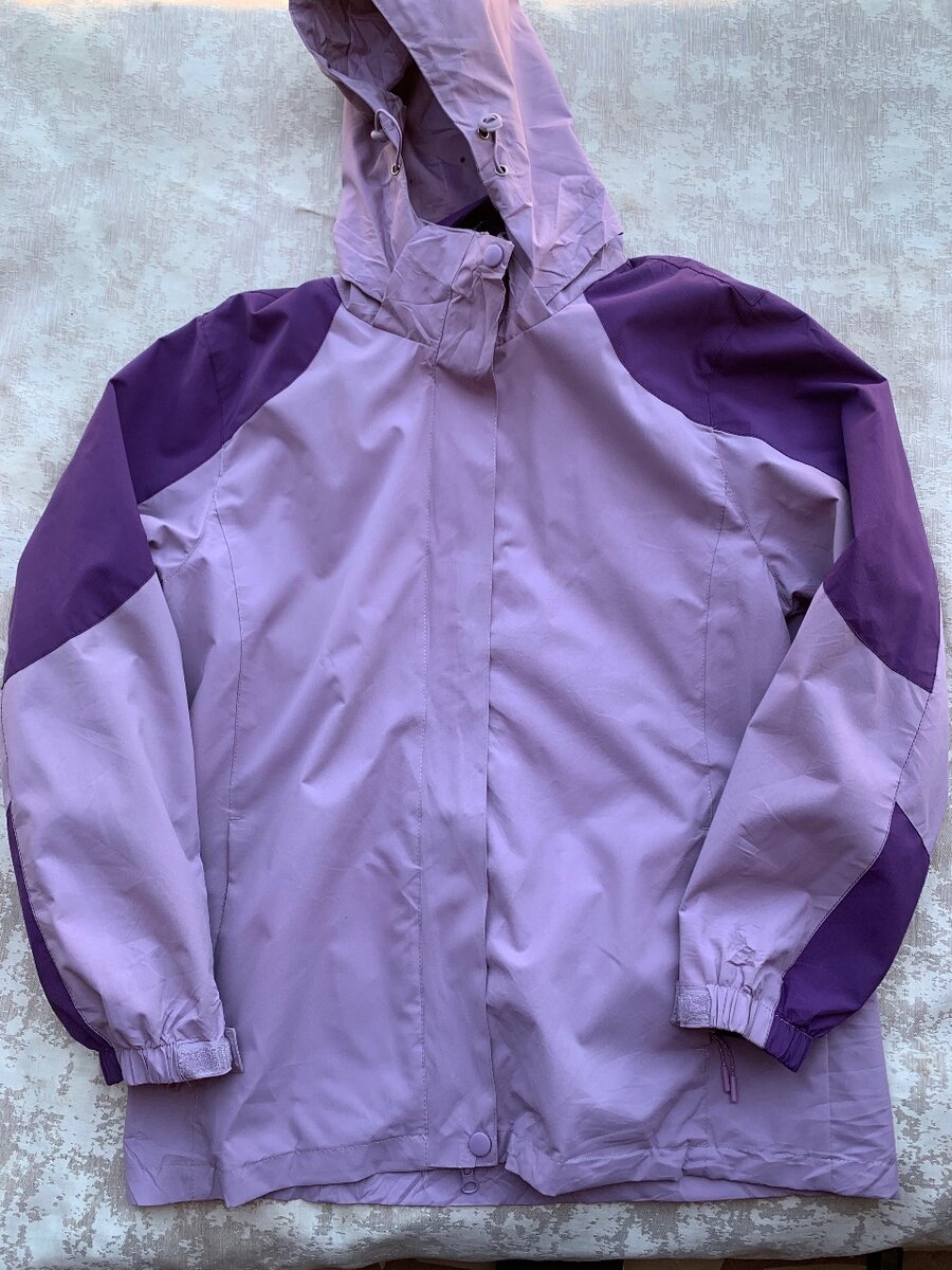 Windbreakers and jumpers