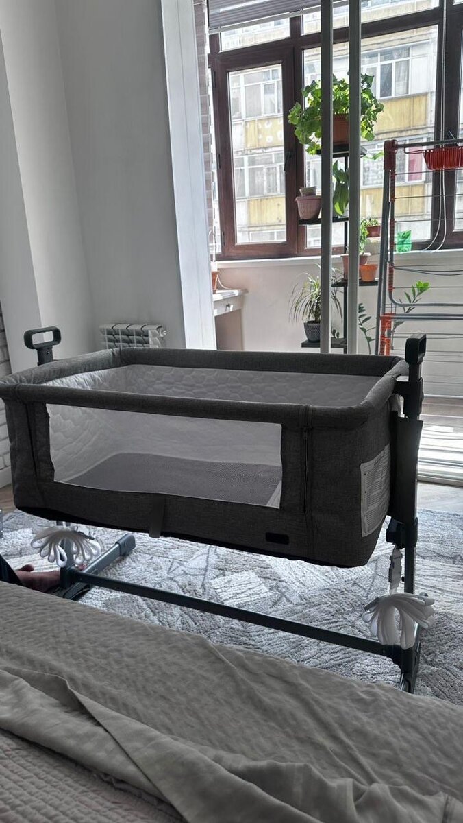 Манеж от carello luna