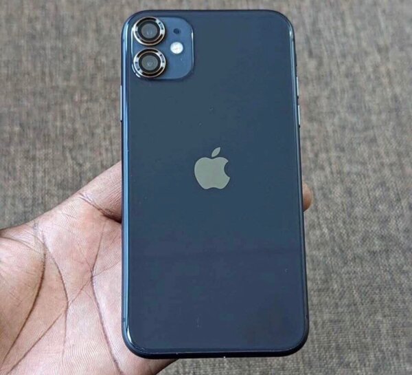 iPhone 11
