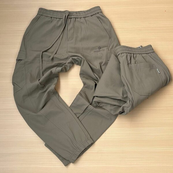 Men's joggers