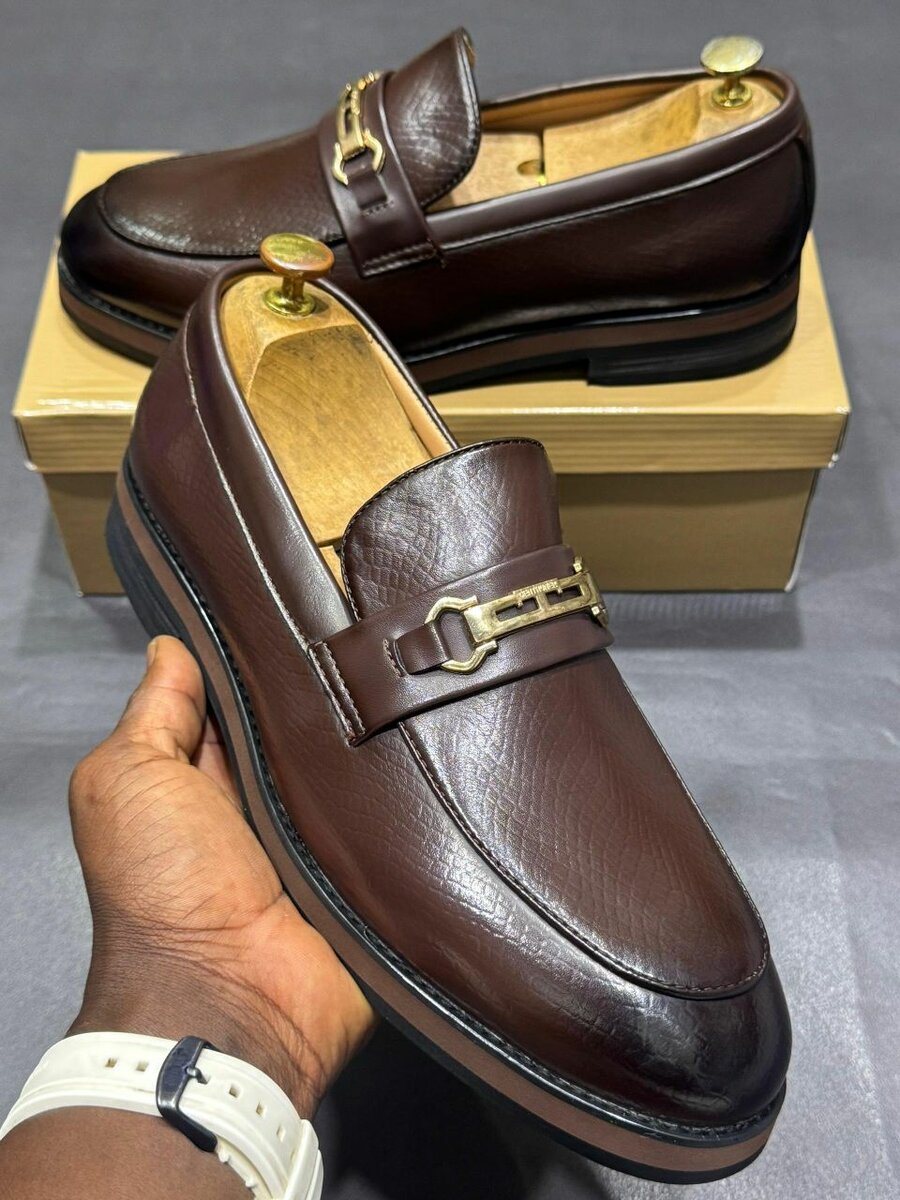 Mocassins en cuir marron