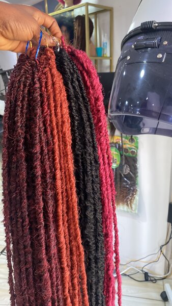 Extensions capillaires locks