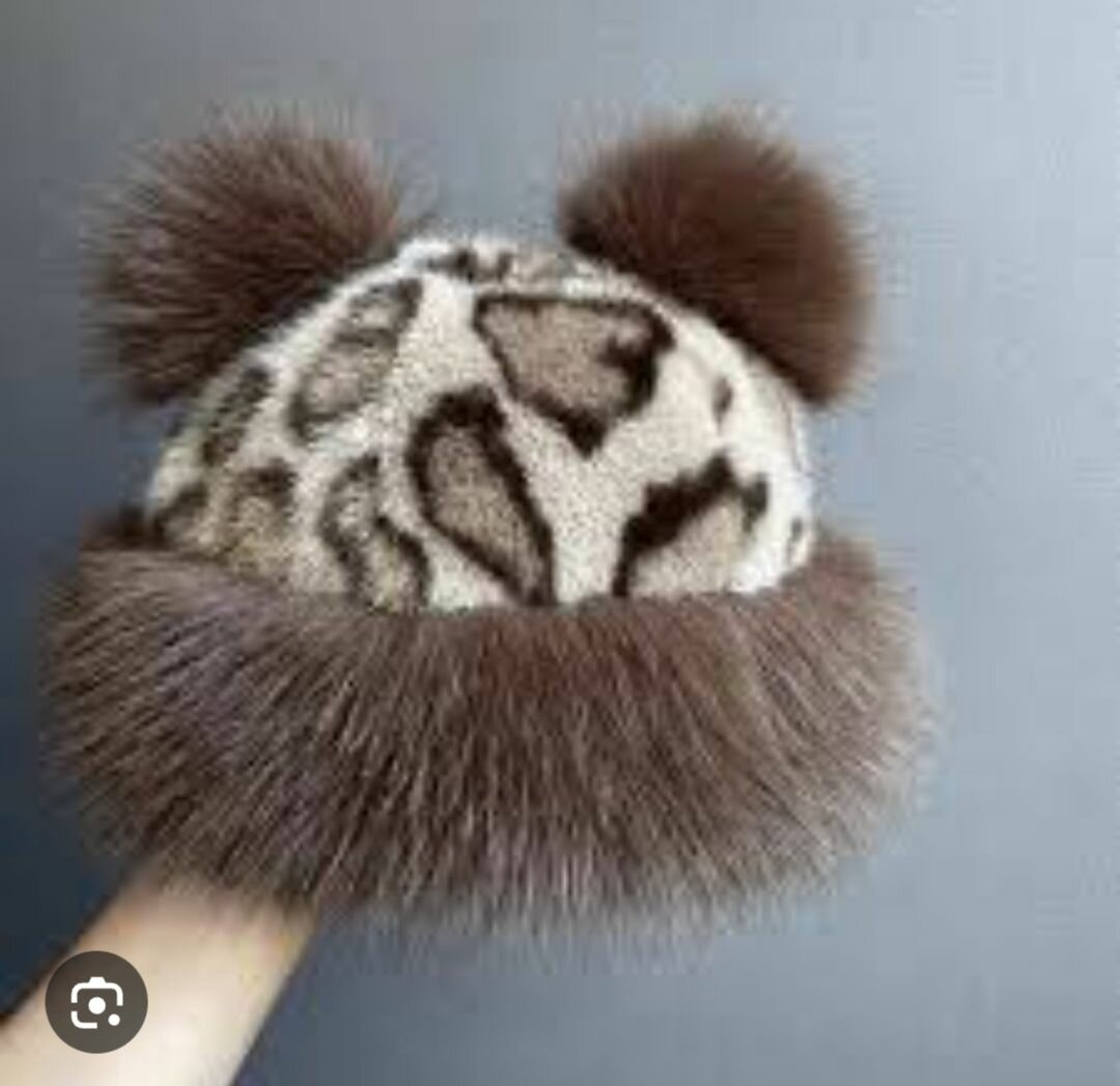 Chapeau en fourrure léopard
