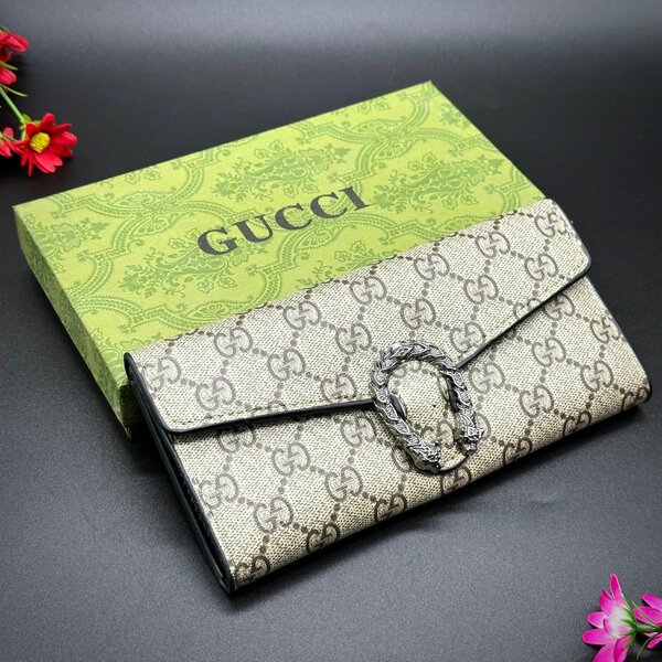 Gucci leather purses for ladies