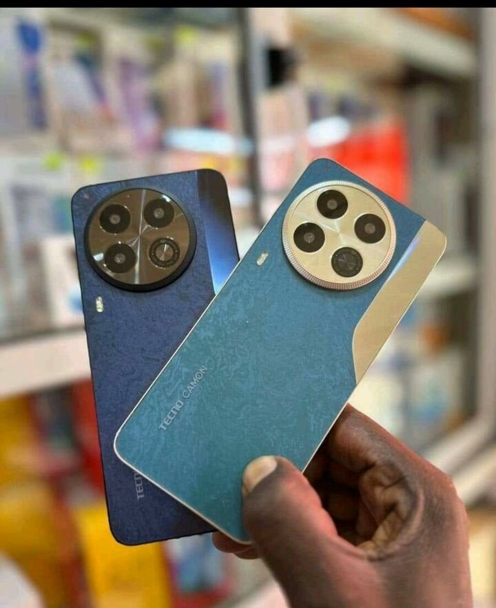 Smartphone TECNO Camon 30