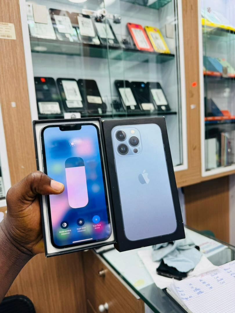 iPhone 13 Pro 128Go tout est