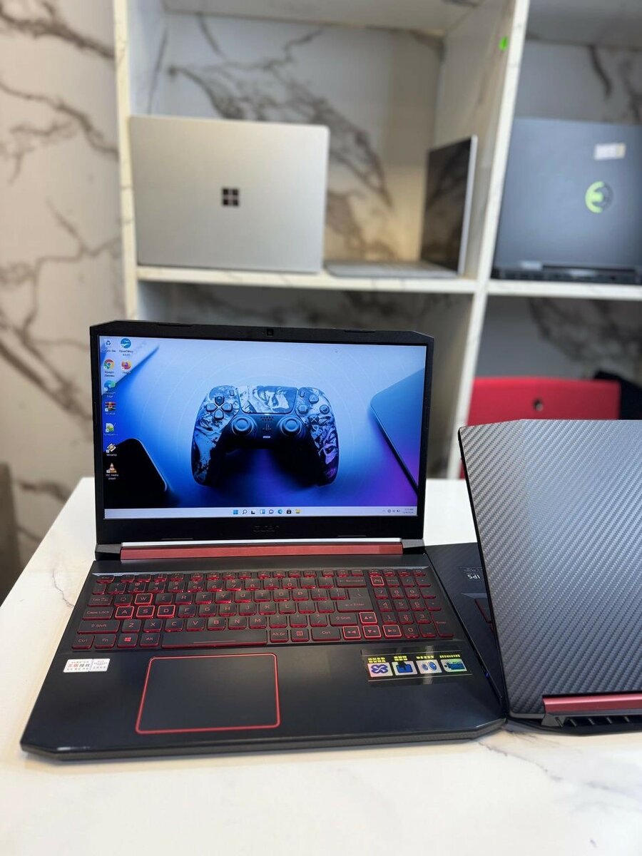 *GAMING ACER NITRO 5