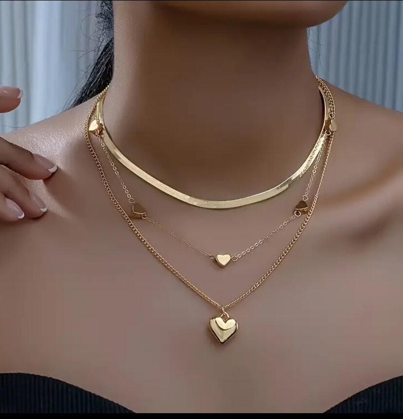 Collier superposé pendentifs