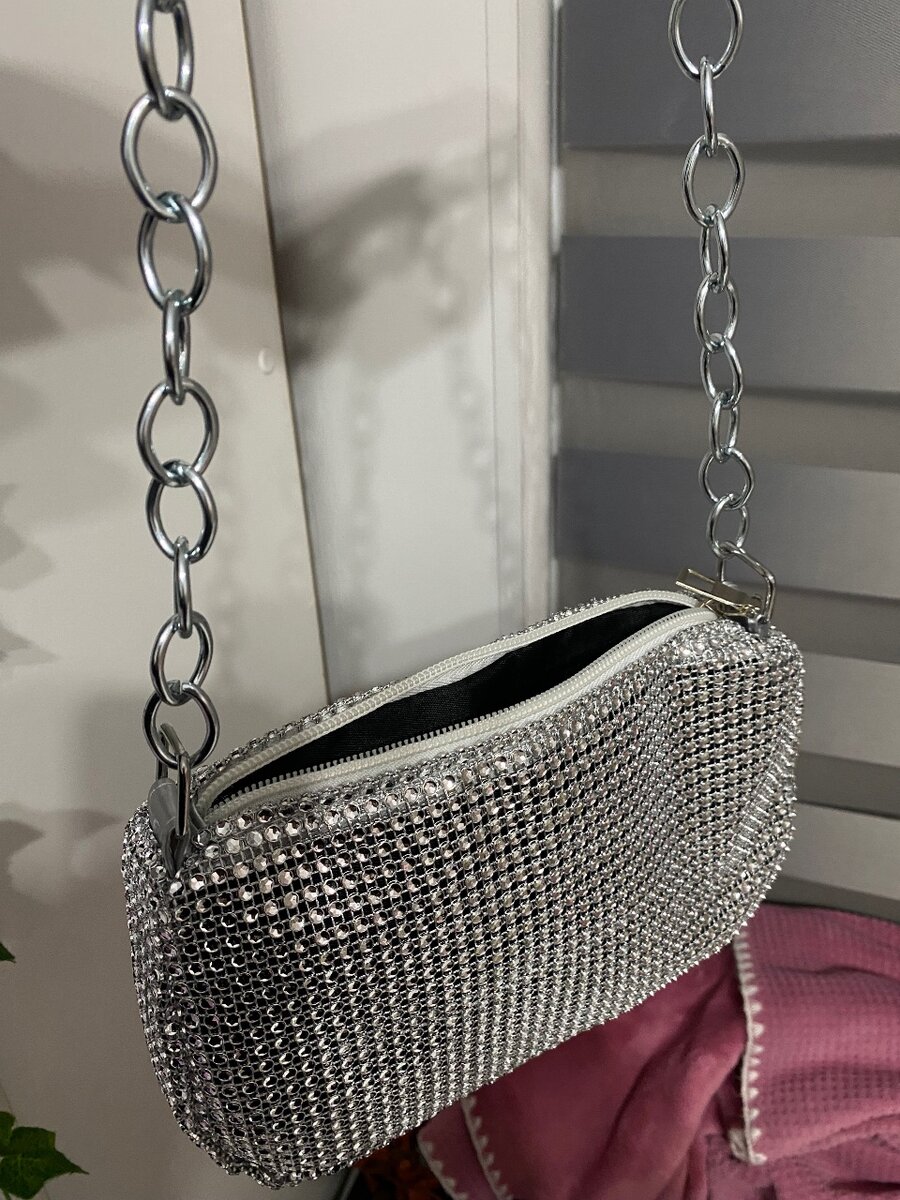сумка клатч блестящая