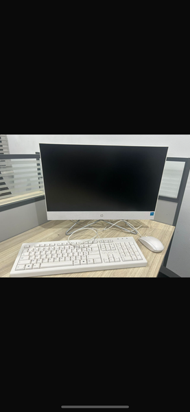 Ordinateur de bureau compact