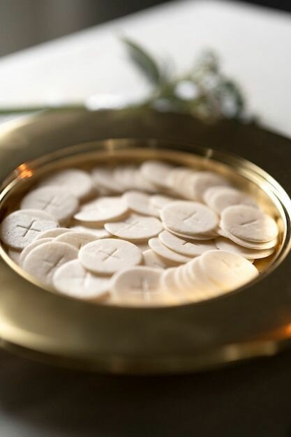 COMMUNION WAFER/BREAD