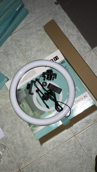 Ring light