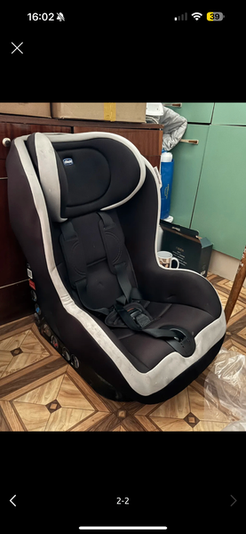 Продам авто кресло фирмы Чико