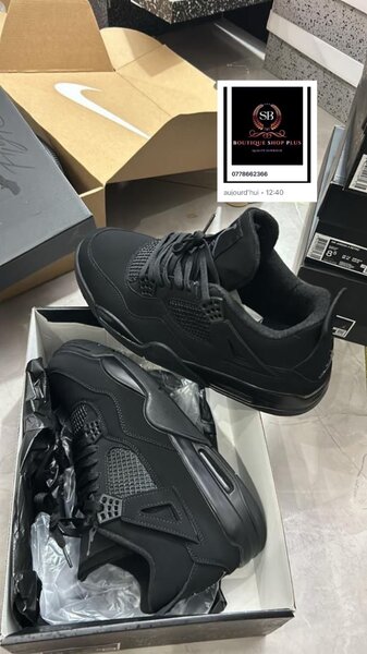 Basket Jordan 4  original dans carton