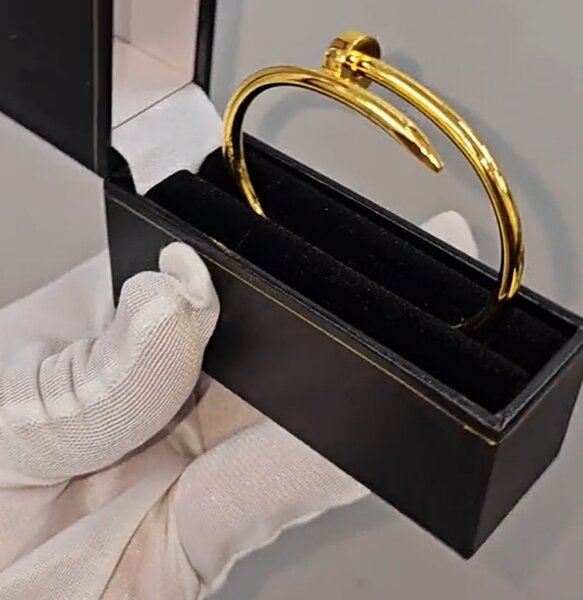 PURE STEEL FEMALE BRACELETS