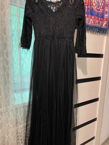 Вечерние платья