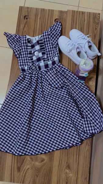 Robe à carreaux fille étoilée