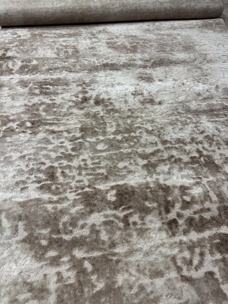 Новая , не подошло размером длина 3,50 Ширина 1,50