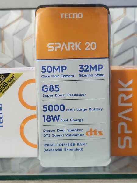 Tecno spark 20