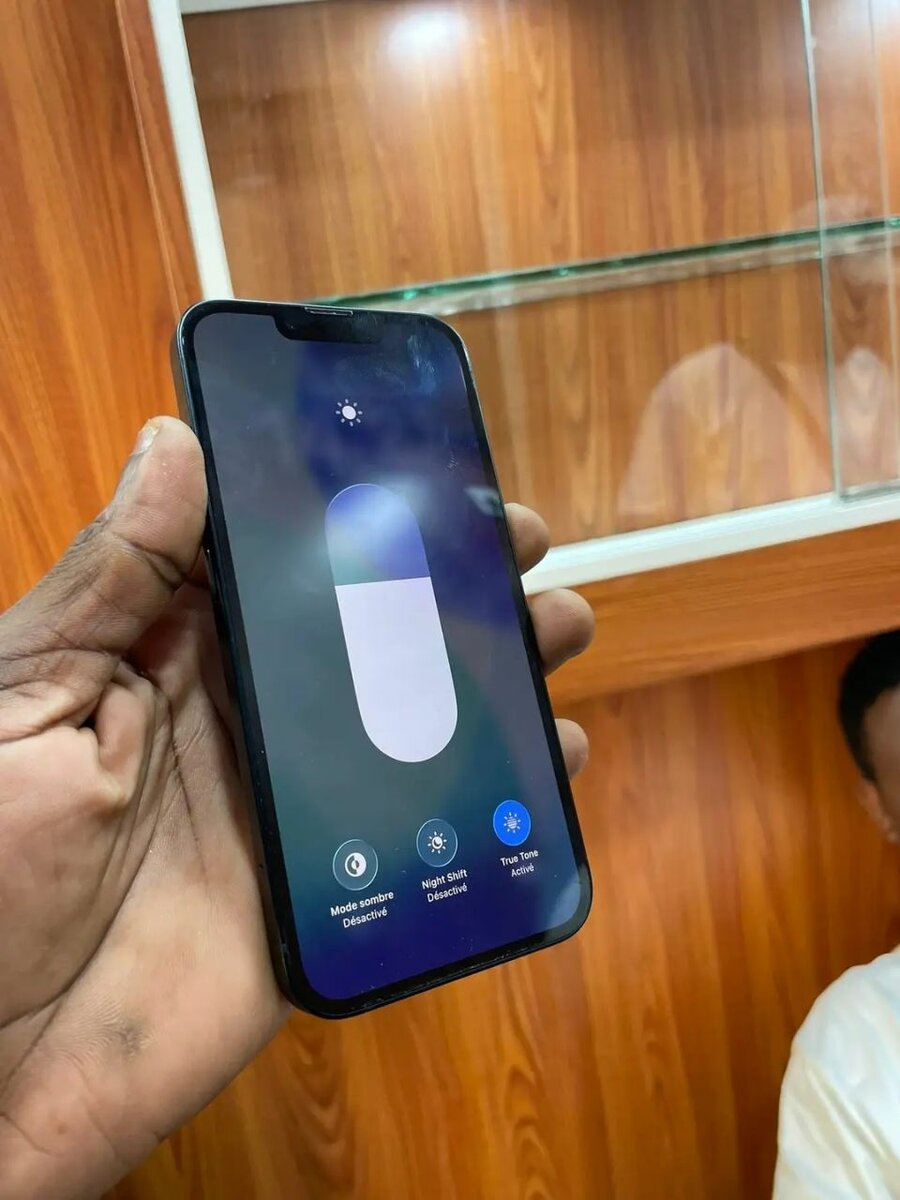 iPhone 13 noir 128 Go