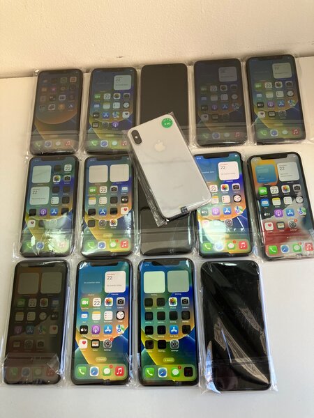 iPhone X