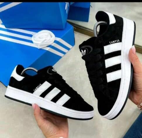 Baskets Adidas Campus Noires